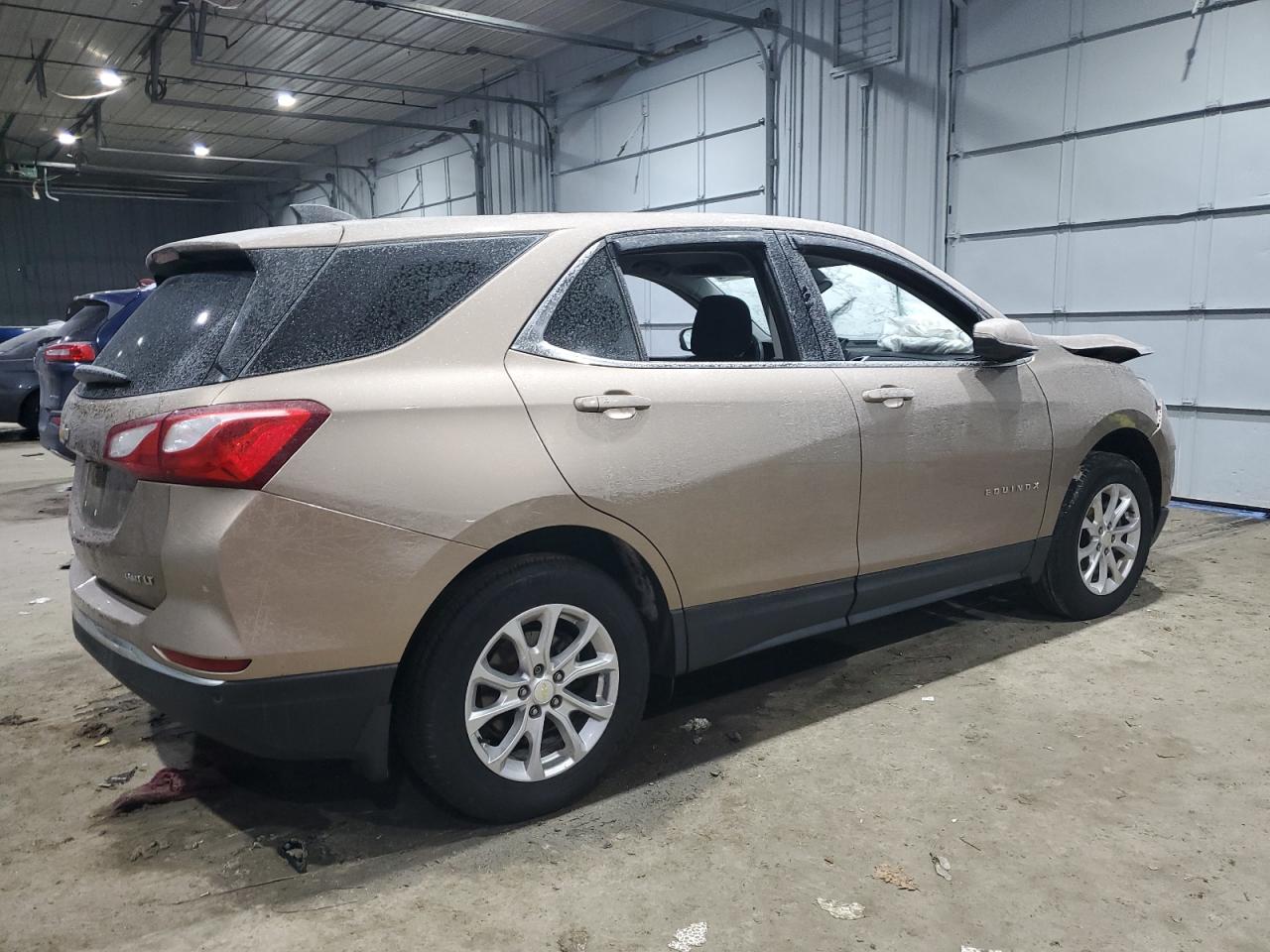 2018 Chevrolet Equinox VIN 3GNAXSEV6JL379131 Copart auction photo, front end / minor dent/scratches damage thumbnail 3