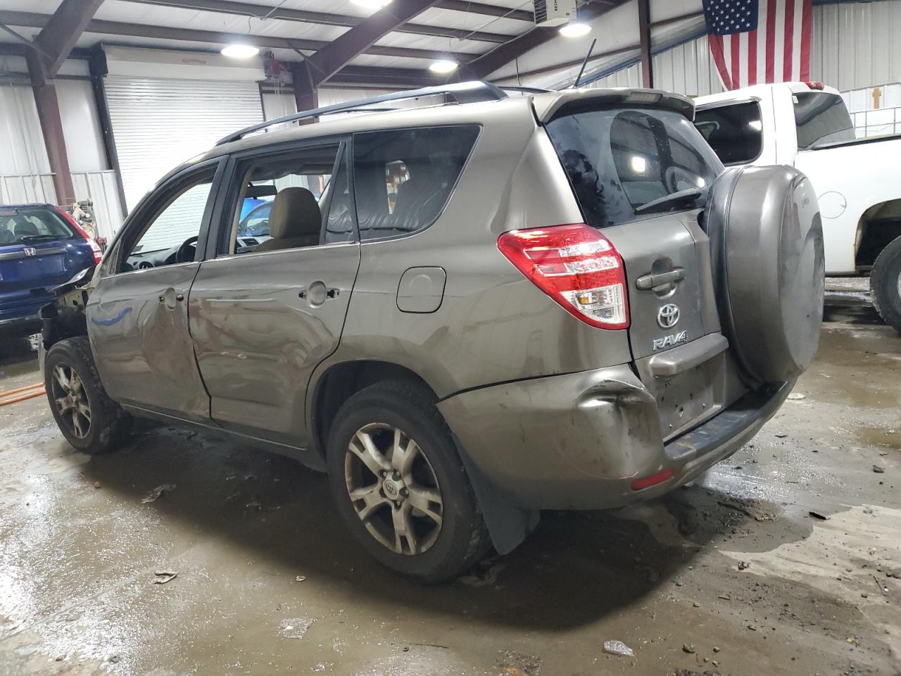 2011 Toyota RAV 4 VIN 2T3BF4DVXBW135327 Copart auction photo, front end / side damage thumbnail 2