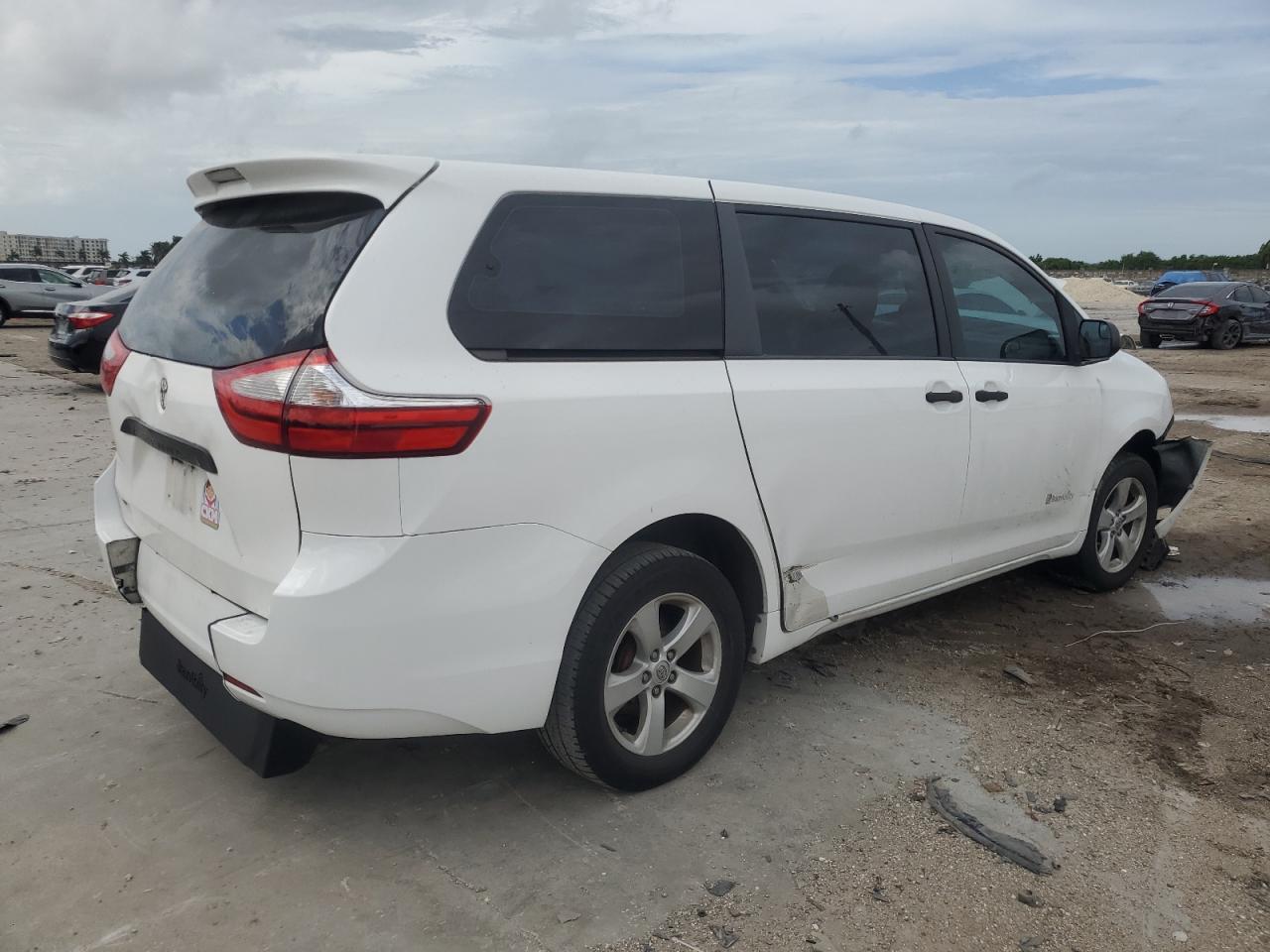 2015 Toyota Sienna VIN 5TDZK3DC3FS553416 Copart auction photo, all over damage thumbnail 3