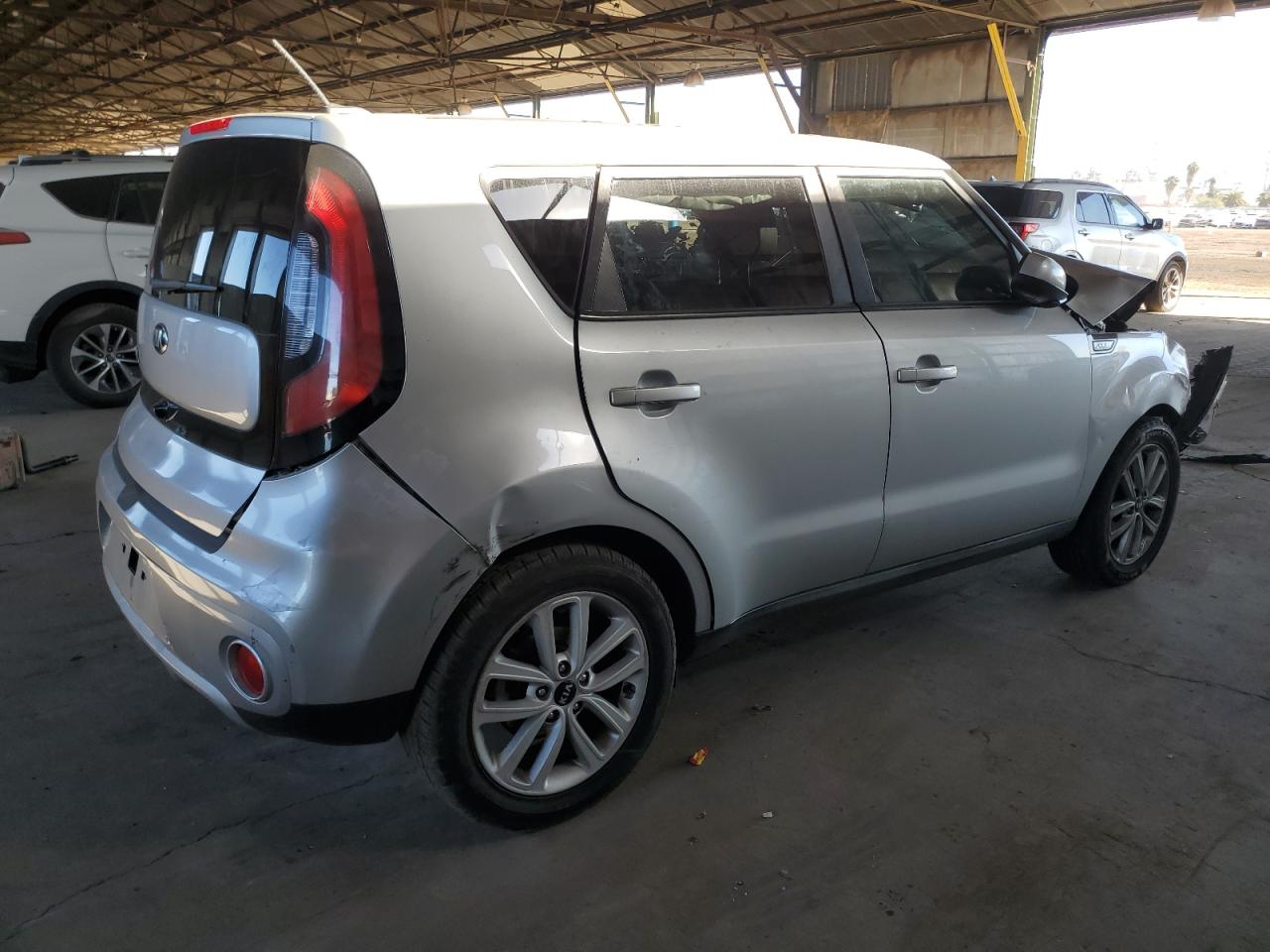 2018 KIA Soul VIN KNDJP3A53J7602766 Copart auction photo, front end damage thumbnail 3