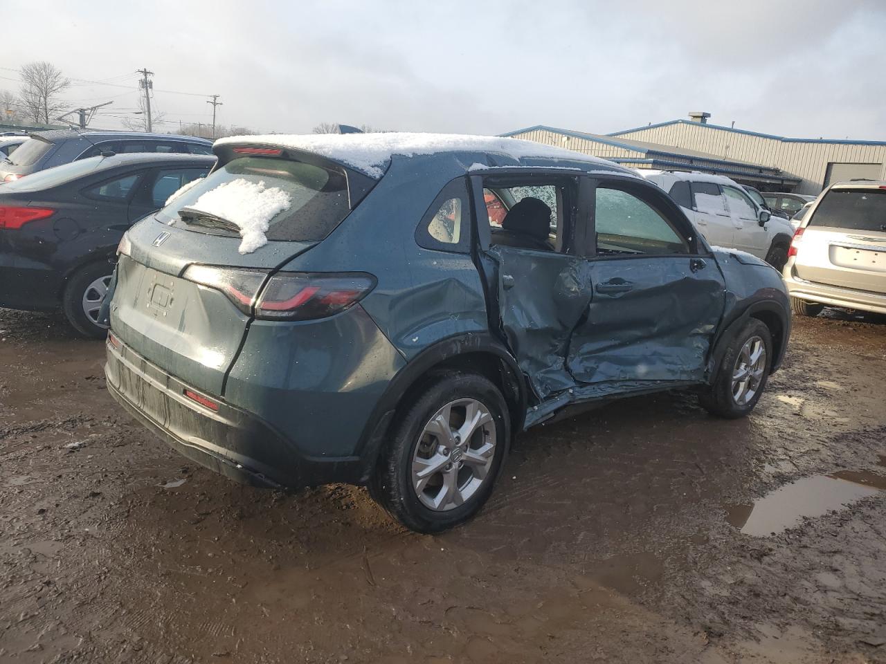 2024 Honda HR-V VIN 3CZRZ2H33RM720713 Copart auction photo, all over damage thumbnail 3