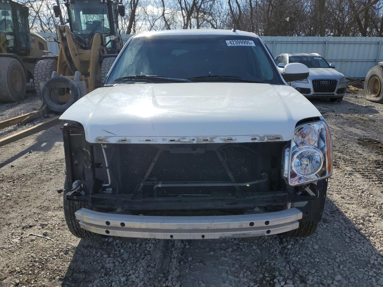 2009 GMC Yukon VIN 1GKFK13579R110607 Copart auction photo, front end / side damage thumbnail 5