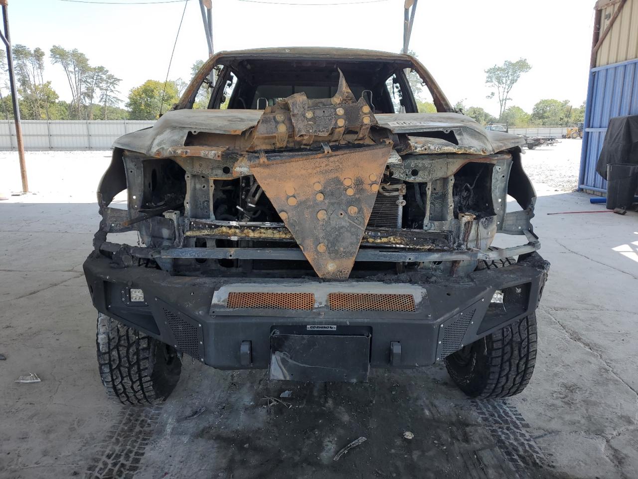 2014 Toyota Tundra VIN 5TFDY5F13EX370770 Copart auction photo, burn damage thumbnail 5