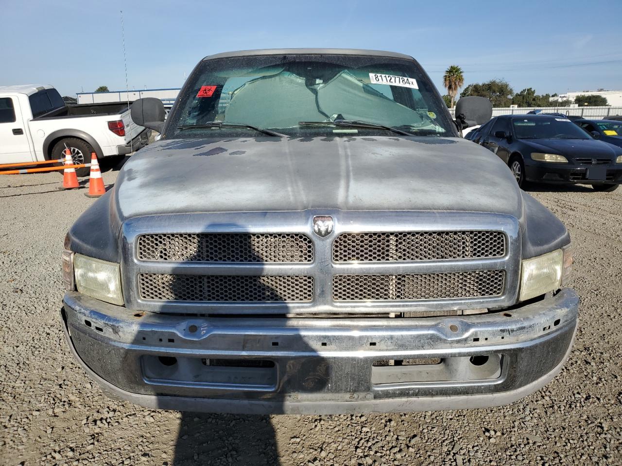 2002 Dodge RAM VIN 3B7KC266X2M268979 Copart auction photo, side / front end damage thumbnail 5