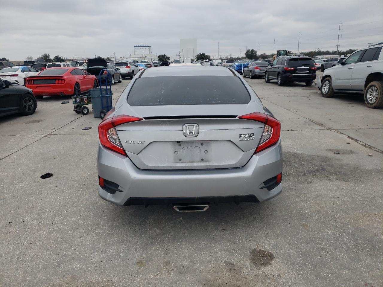 2020 Honda Civic VIN 2HGFC2F86LH573643 Copart auction photo, burn - interior / minor dent/scratches damage thumbnail 6