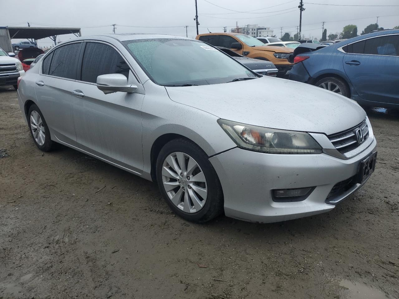 2014 Honda Accord VIN 1HGCR2F80EA103630 Copart auction photo, minor dent/scratches damage thumbnail 4