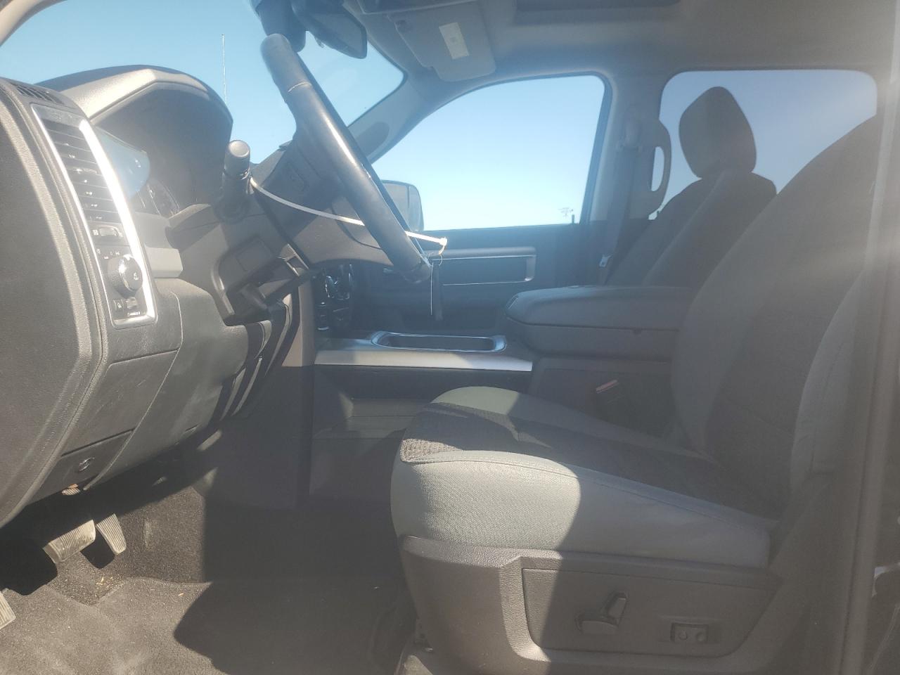 2016 RAM 1500 VIN 1C6RR7TT9GS117755 Copart auction photo, side / minor dent/scratches damage thumbnail 7