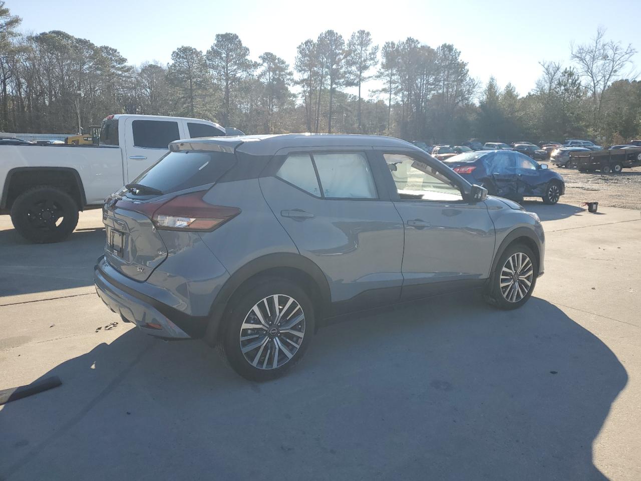 2024 Nissan Kicks VIN 3N1CP5CV0RL495154 Copart auction photo, side damage thumbnail 3