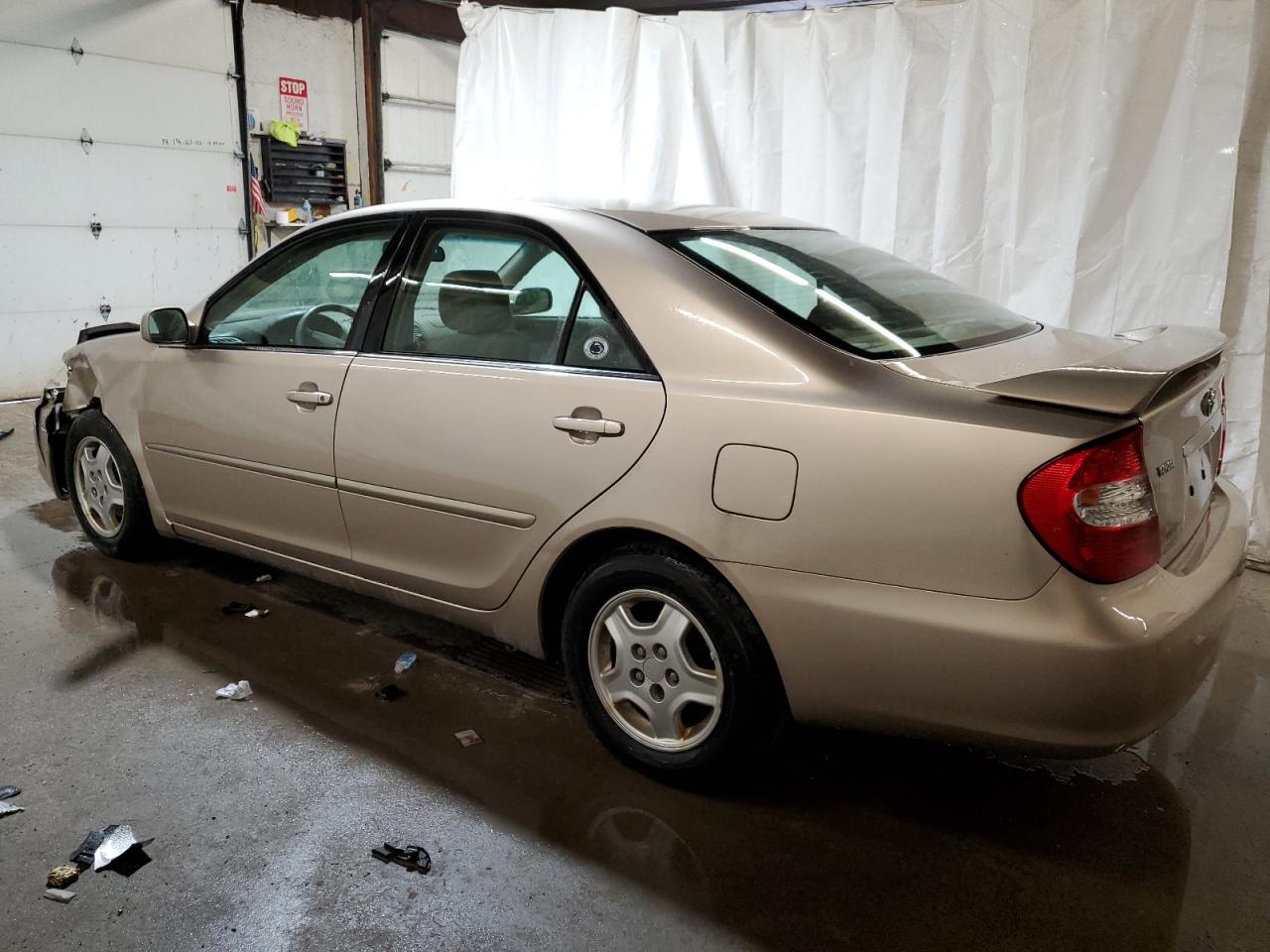 2003 Toyota Camry VIN 4T1BF32K83U547730 Copart auction photo, front end / side damage thumbnail 2