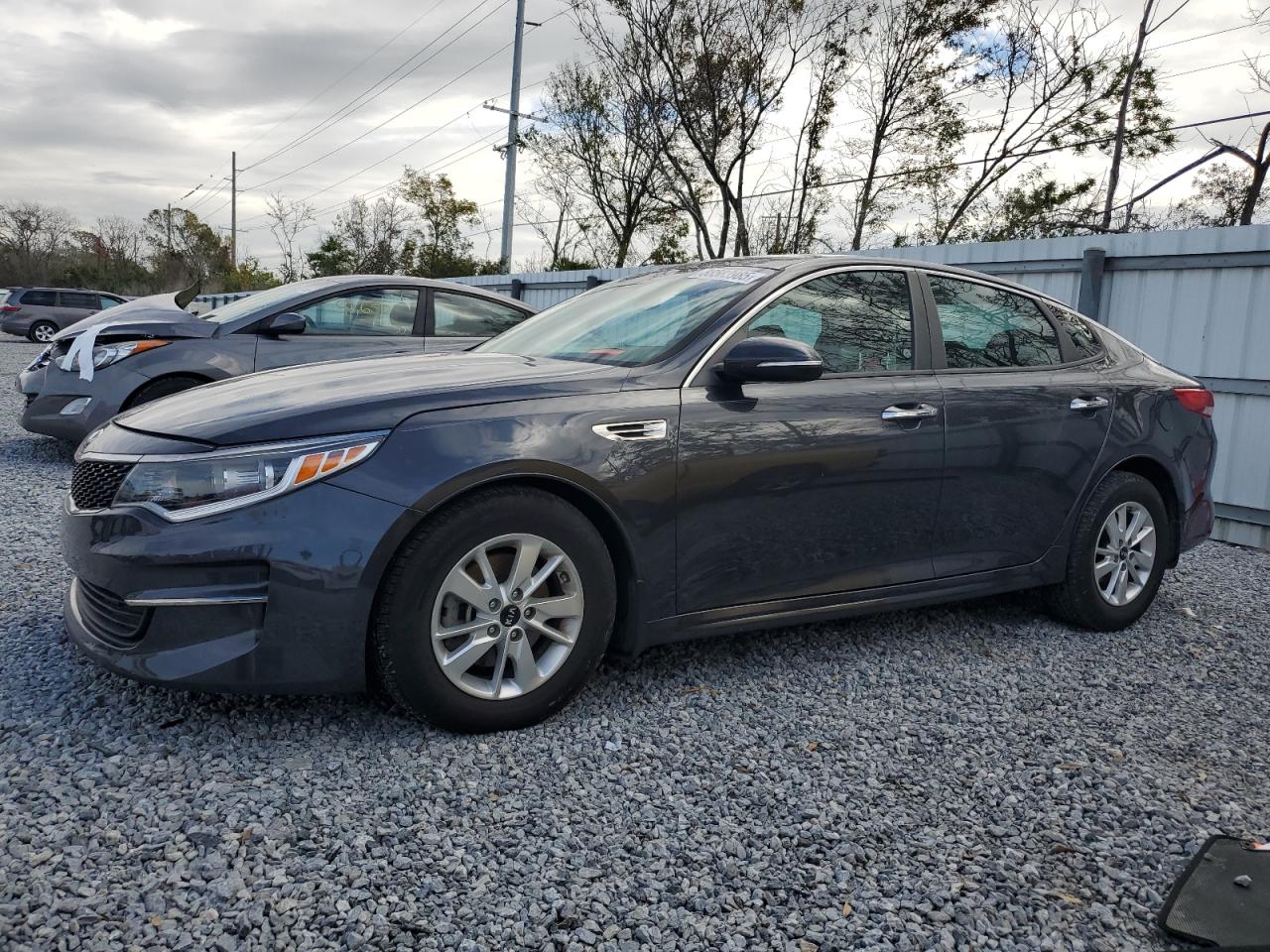 2017 KIA Optima VIN 5XXGT4L36HG177634