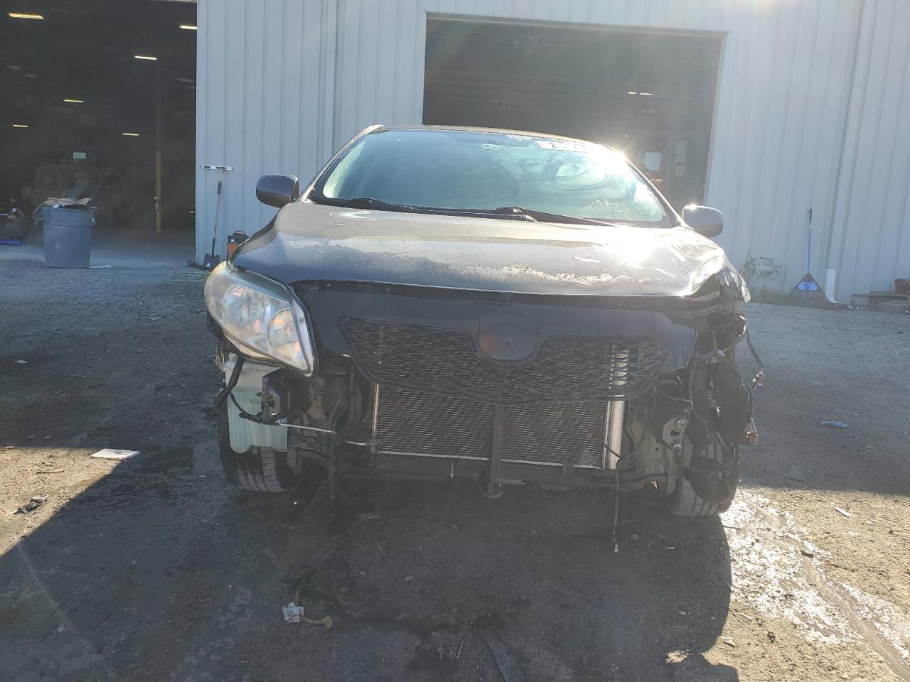 2010 Toyota Corolla VIN 2T1BU4EE5AC507315 Copart auction photo, front end / minor dent/scratches damage thumbnail 5