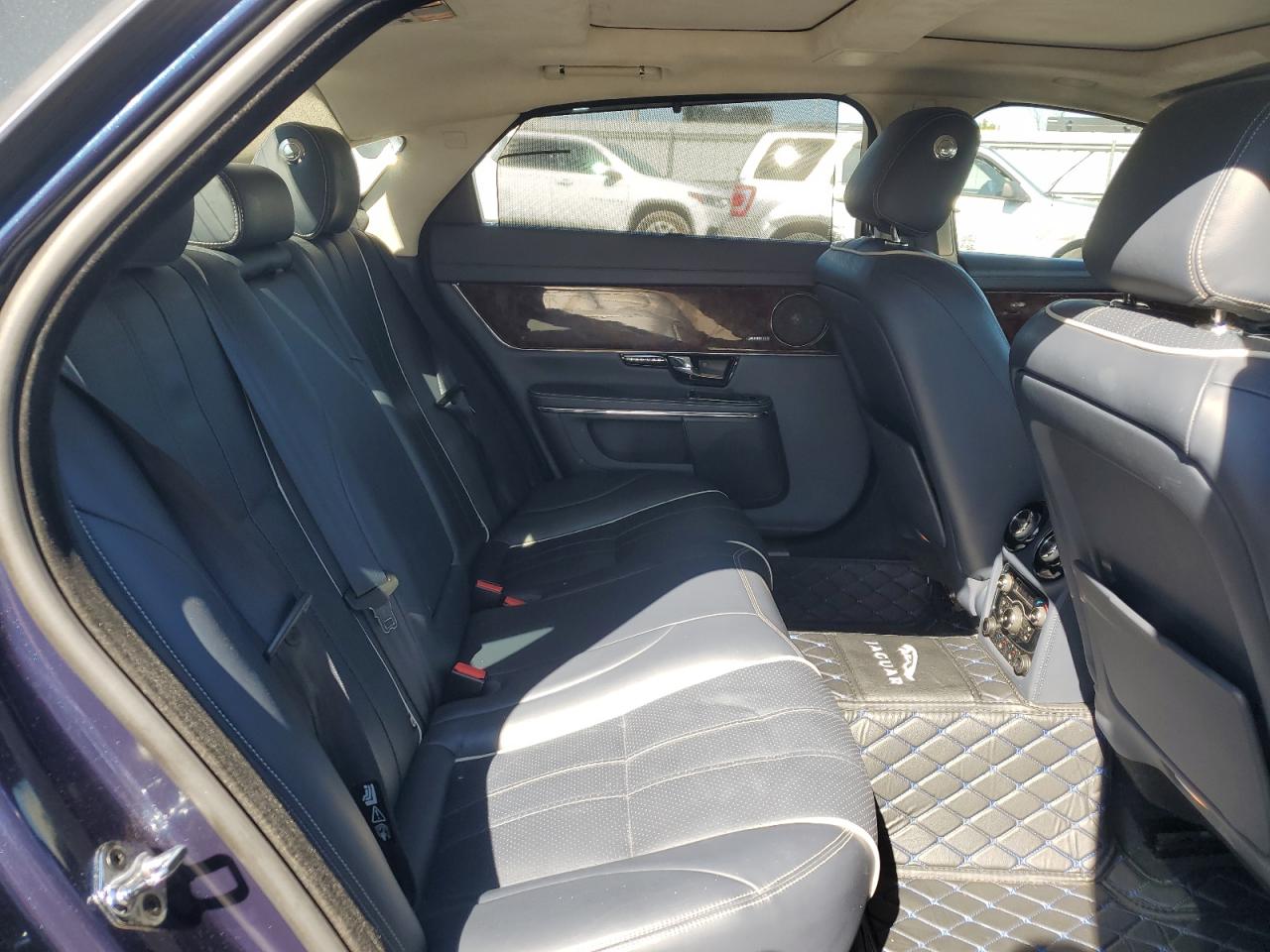 2013 Jaguar XJ VIN SAJWJ2GDXD8V44882 Copart auction photo, front end damage thumbnail 10