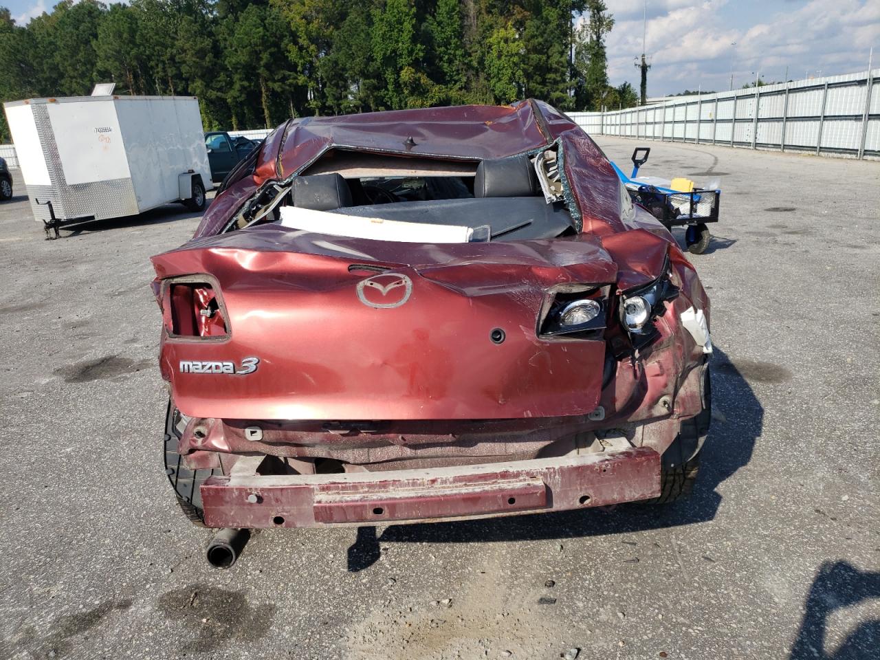 2006 Mazda 3 VIN JM1BK323861482005 Copart auction photo, all over / frame damage damage thumbnail 6