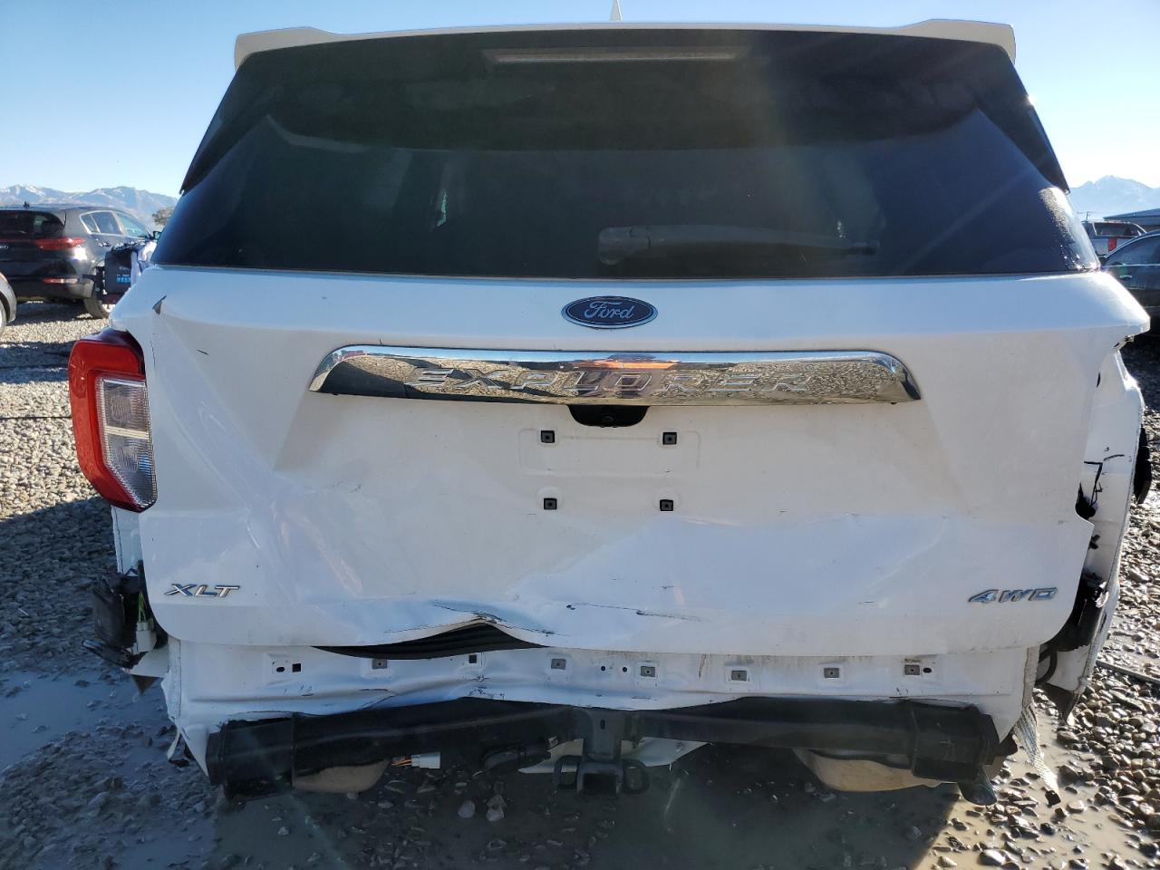 2021 Ford Explorer VIN 1FMSK8DH5MGA24076 Copart auction photo, rear end damage thumbnail 6