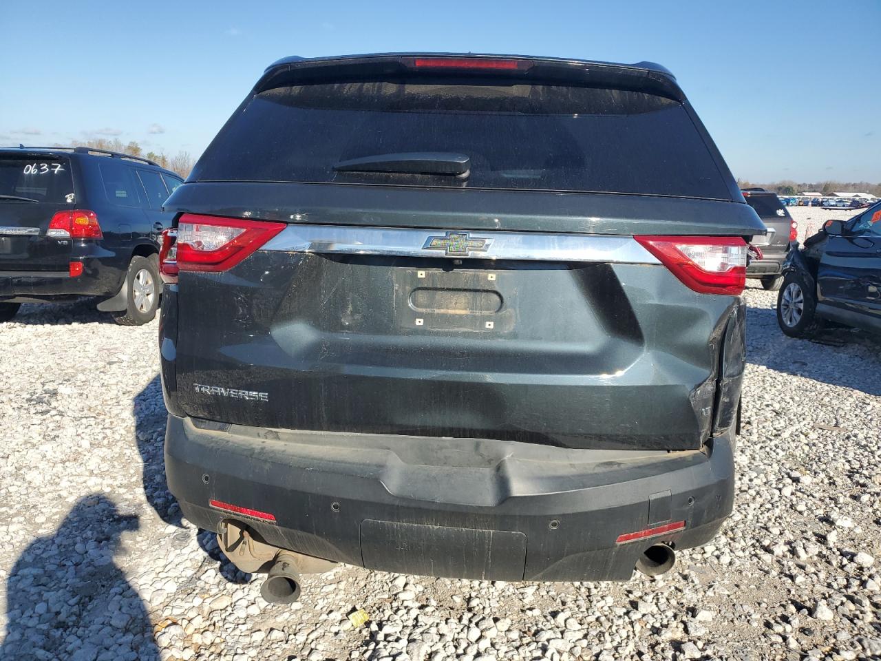 2019 Chevrolet Traverse VIN 1GNERGKW5KJ212371 Copart auction photo, all over damage thumbnail 6