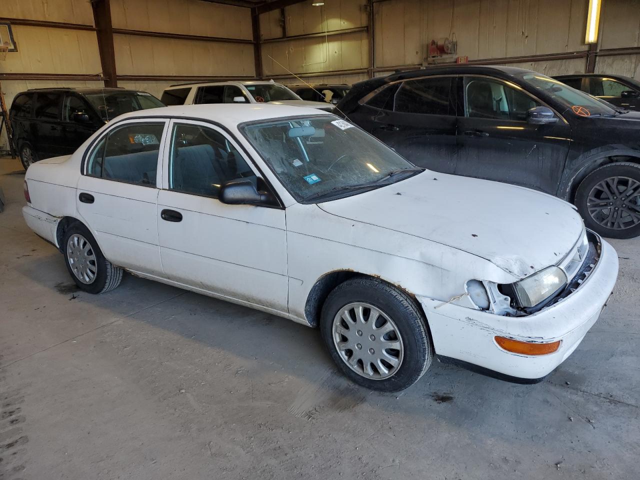 1997 Toyota Corolla VIN 1NXBA02E6VZ641664 Copart auction photo, front end / minor dent/scratches damage thumbnail 4