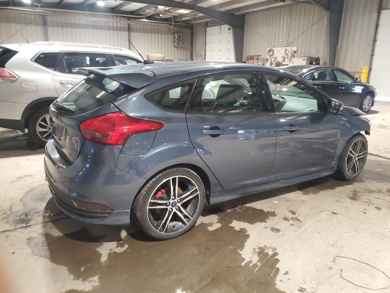 2018 Ford Focus VIN 1FADP3L97JL276559 Copart auction photo, front end damage thumbnail 3