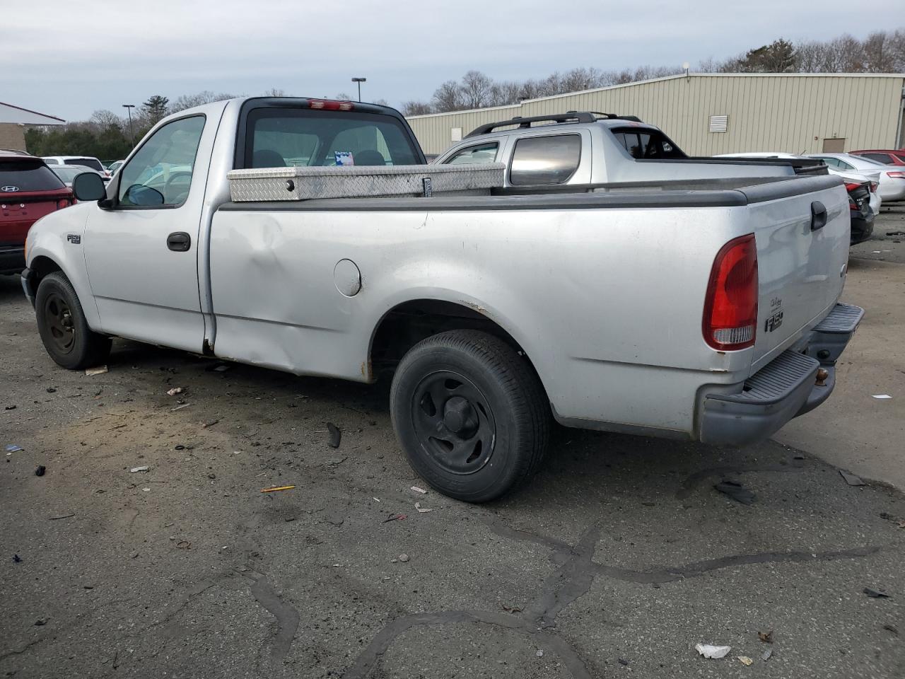 2004 Ford F-150 VIN 2FTRF17284CA31353 Copart auction photo, side / minor dent/scratches damage thumbnail 2