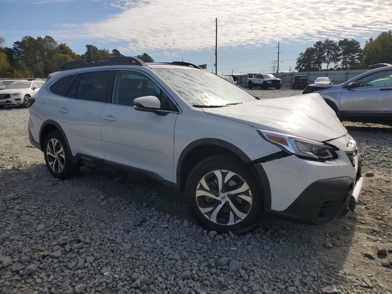 2020 Subaru Outback VIN 4S4BTANC9L3227615 Copart auction photo, front end / side damage thumbnail 4