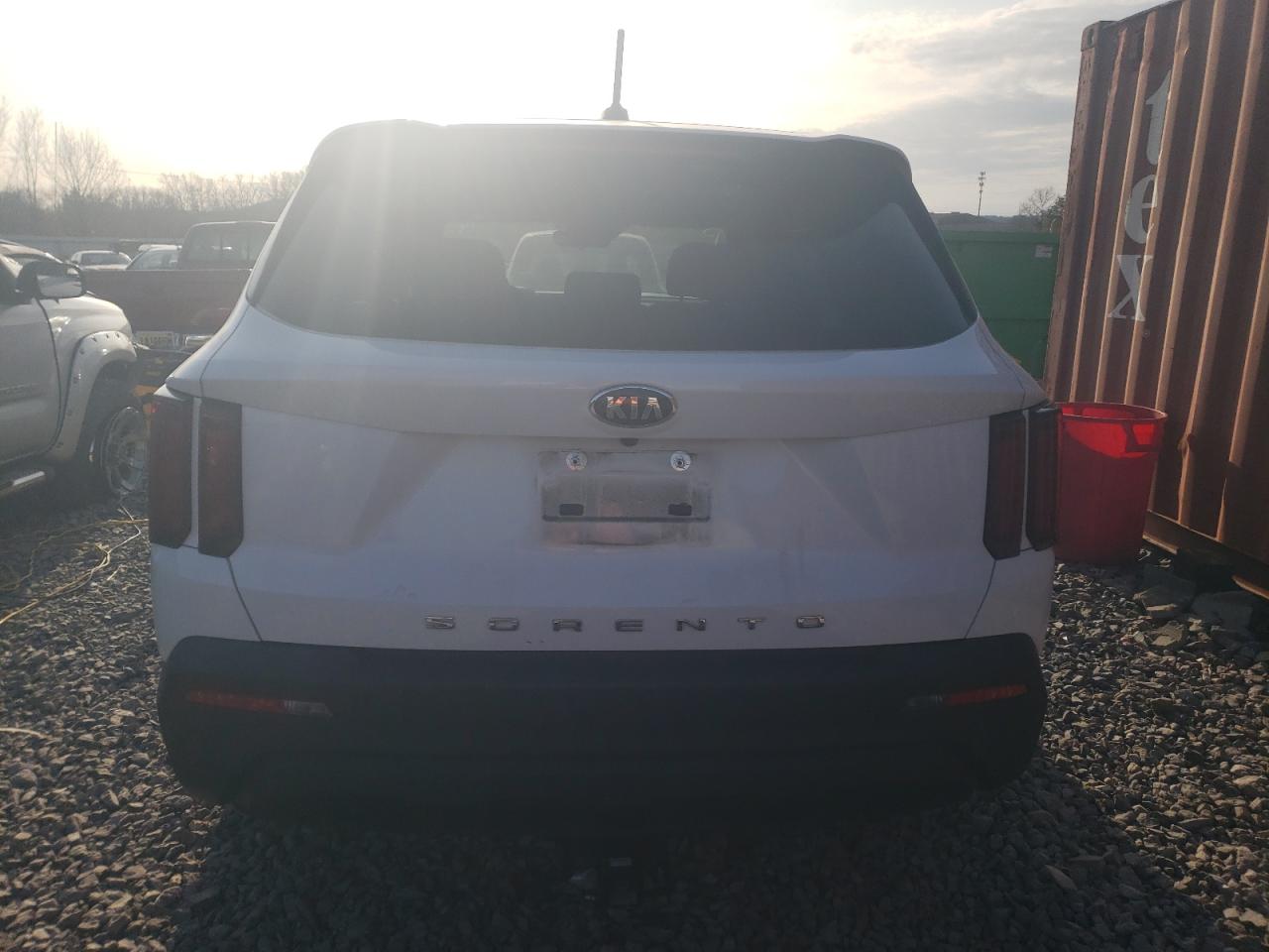 2021 KIA Sorento VIN 5XYRG4LC8MG073729 Copart auction photo, front end damage thumbnail 6