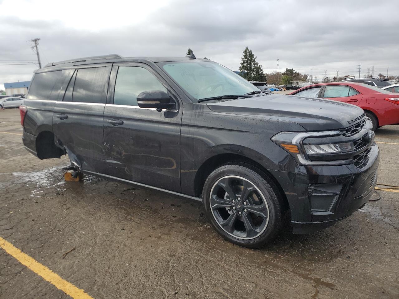 2023 Ford Expedition VIN 1FMJU2A83PEA59738 Copart auction photo, side / rear end damage thumbnail 4