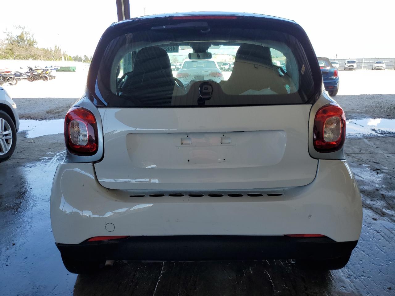 2016 Smart Fortwo VIN WMEFJ5DA0GK051828 Copart auction photo, front end / rear end damage thumbnail 6