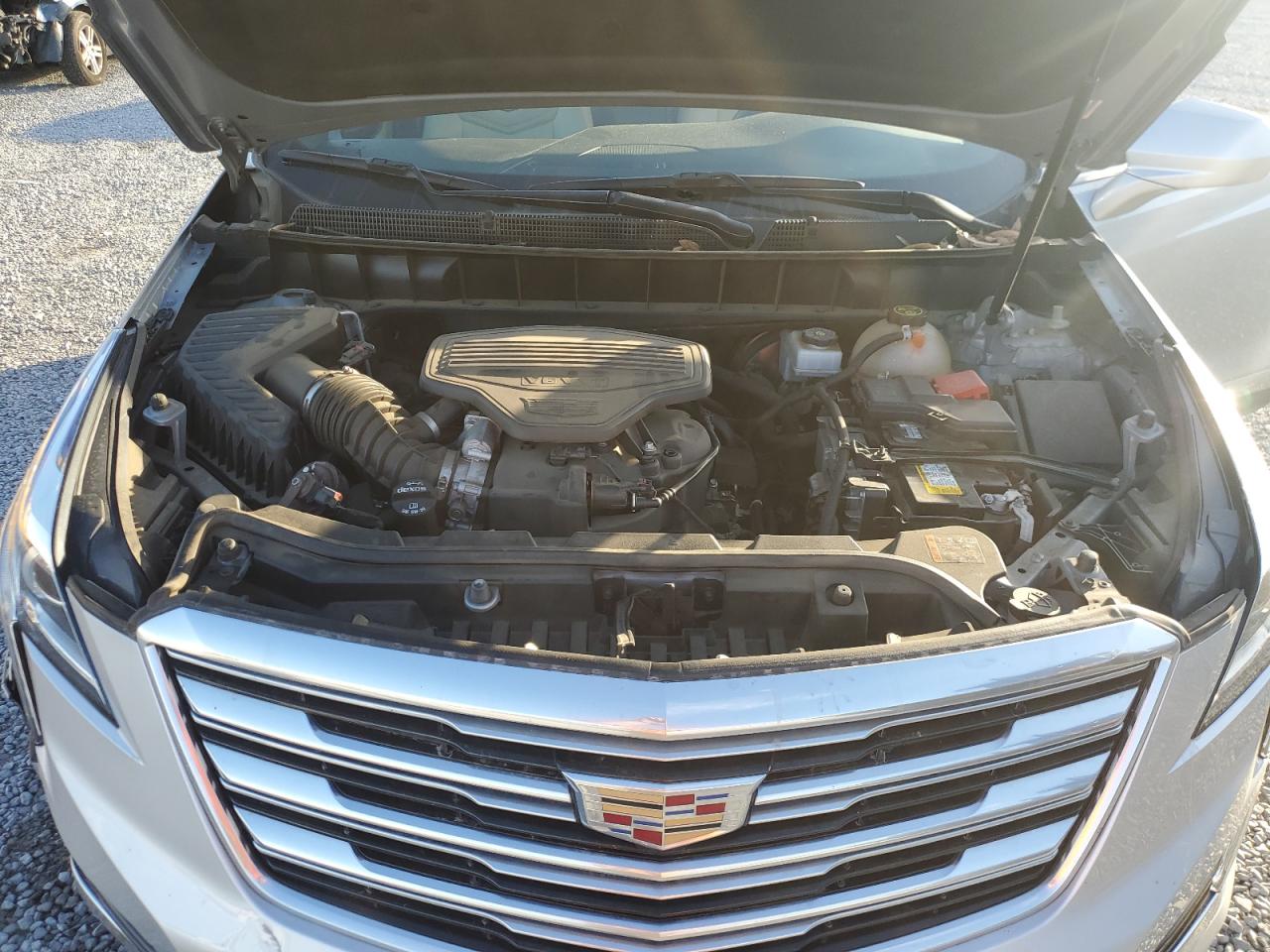 2019 Cadillac XT5 VIN 1GYKNARS0KZ177533 Copart auction photo, front end / minor dent/scratches damage thumbnail 13