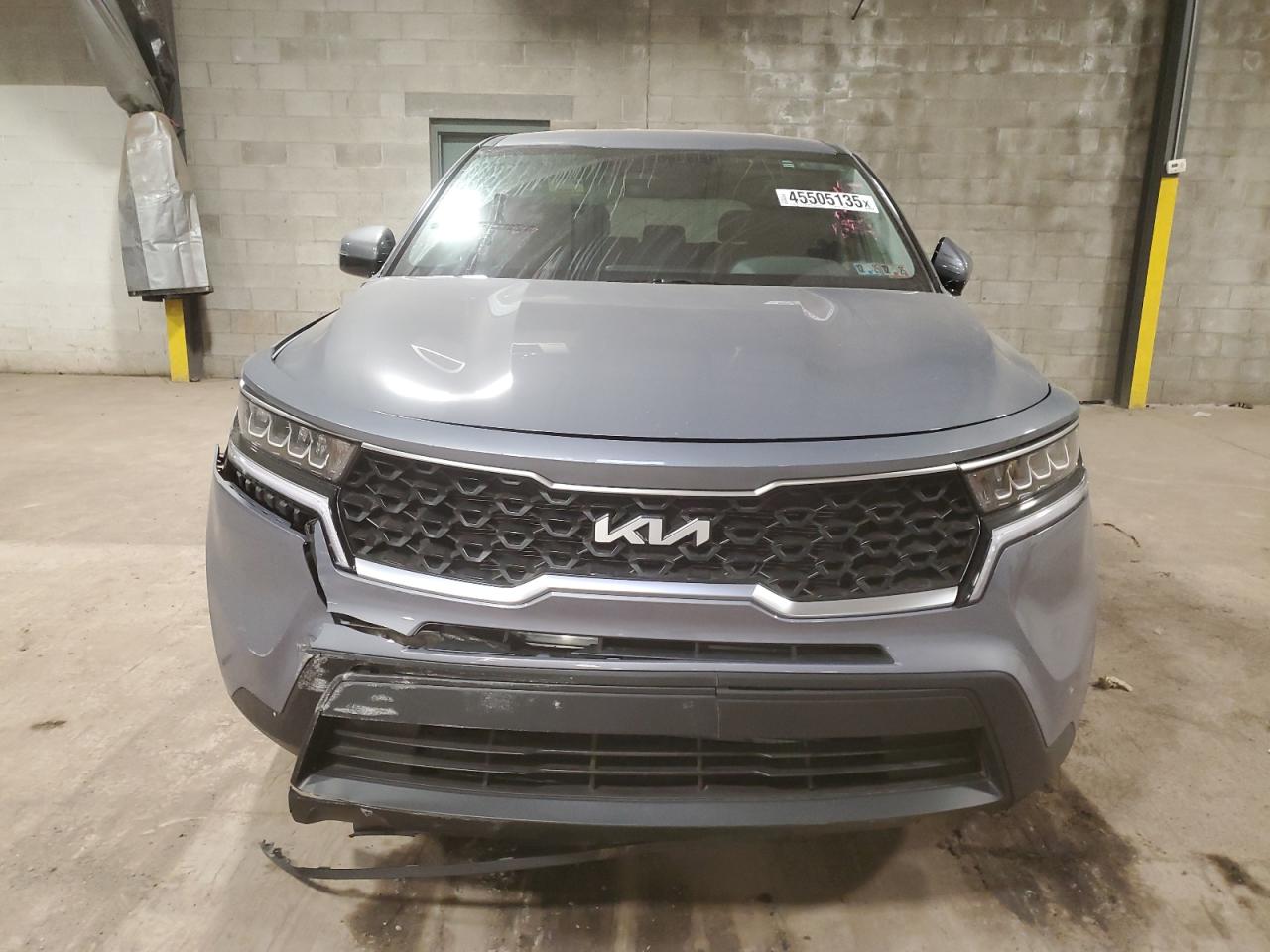 2022 KIA Sorento VIN 5XYRG4LC3NG086275 Copart auction photo, front end / side damage thumbnail 5