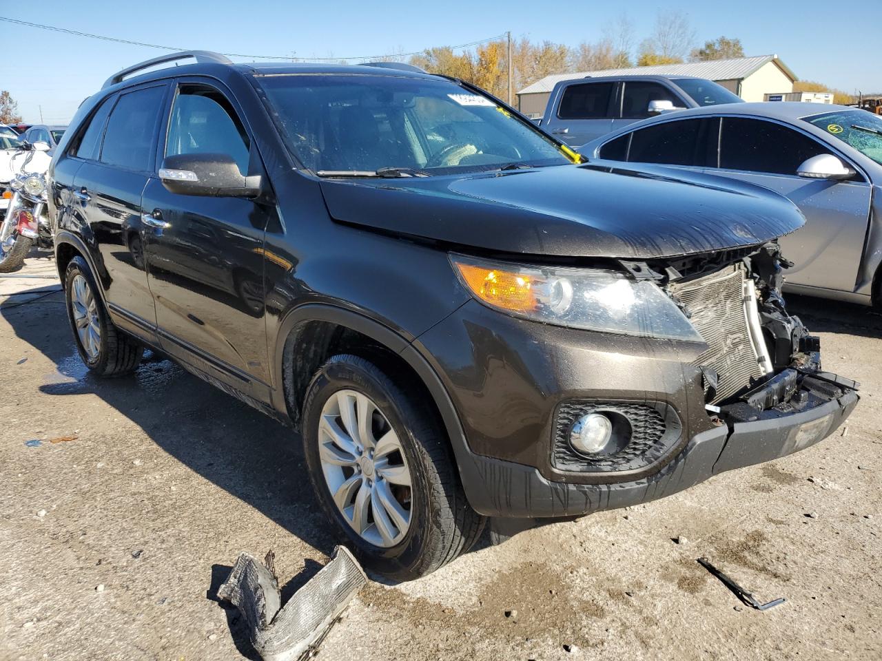 2011 KIA Sorento VIN 5XYKU4A25BG151093 Copart auction photo, front end damage thumbnail 4