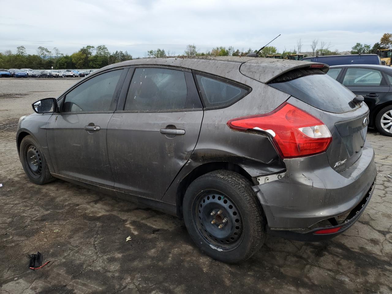 2012 Ford Focus VIN 1FAHP3K29CL134206 Copart auction photo, rear end / side damage thumbnail 2