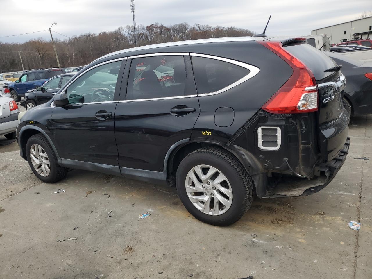 2015 Honda CR-V VIN 2HKRM4H72FH682718 Copart auction photo, rear end damage thumbnail 2
