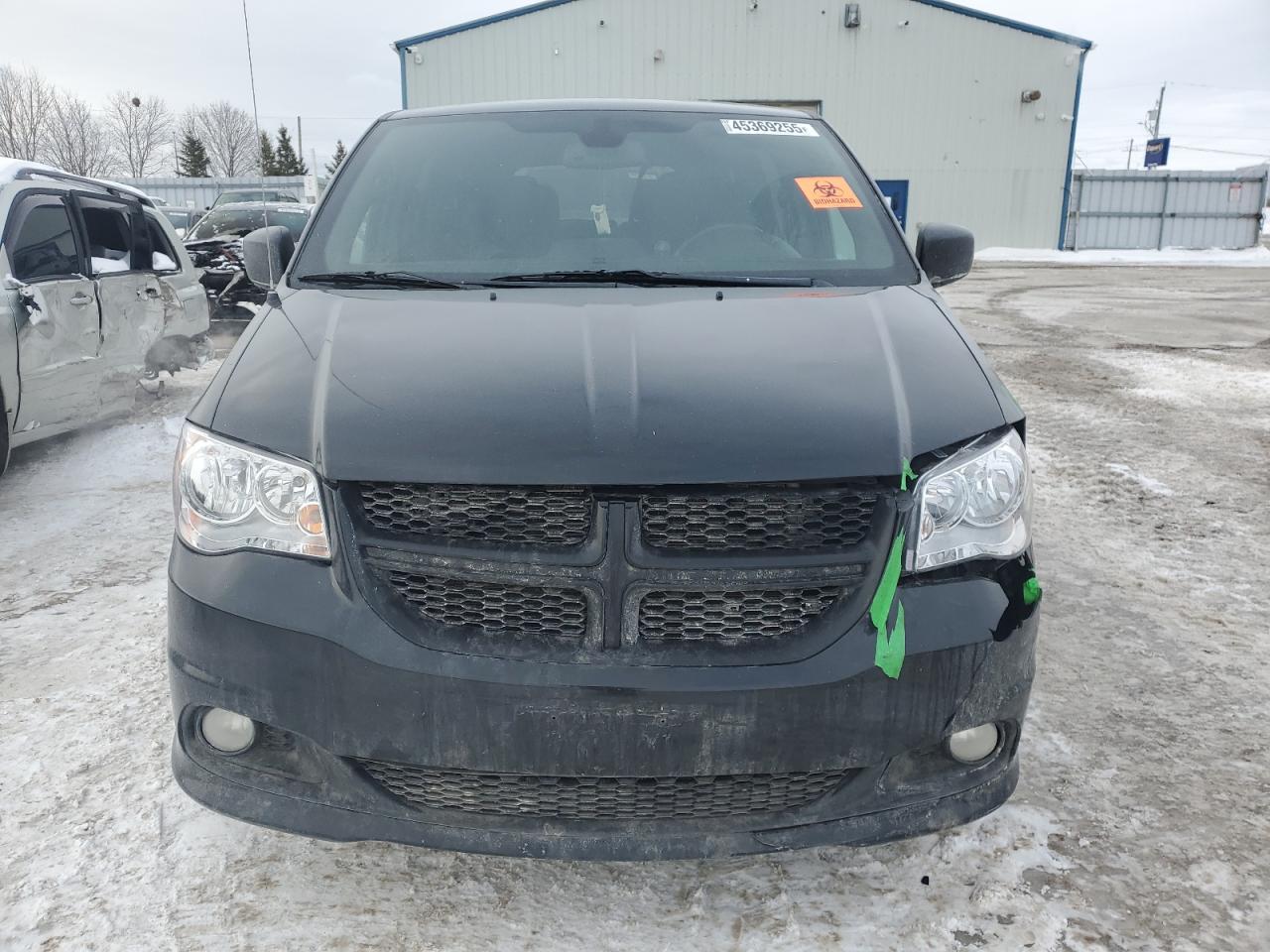 2018 Dodge Caravan VIN 2C4RDGEG3JR313755 Copart auction photo, rear end / front end damage thumbnail 5