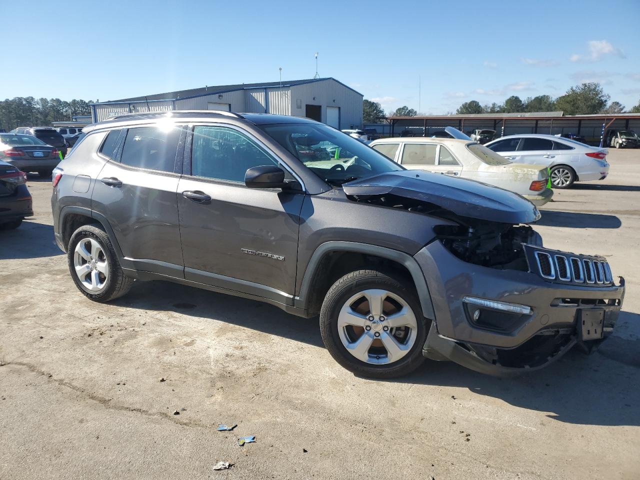 2019 Jeep Compass VIN 3C4NJDBB6KT641328 Copart auction photo, front end / undercarriage damage thumbnail 4