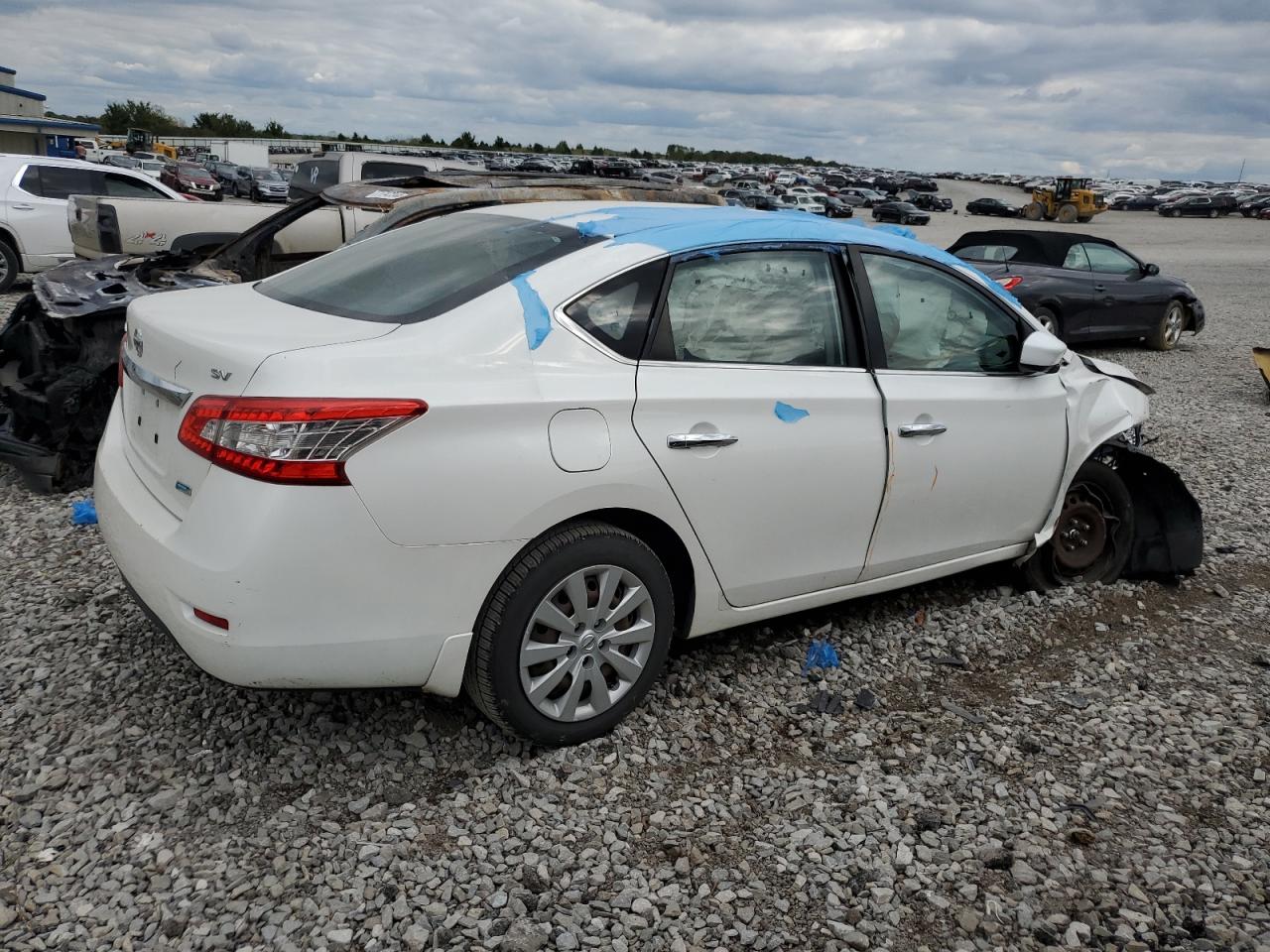 2014 Nissan Sentra VIN 3N1AB7AP0EL663858 Copart auction photo, front end damage thumbnail 3