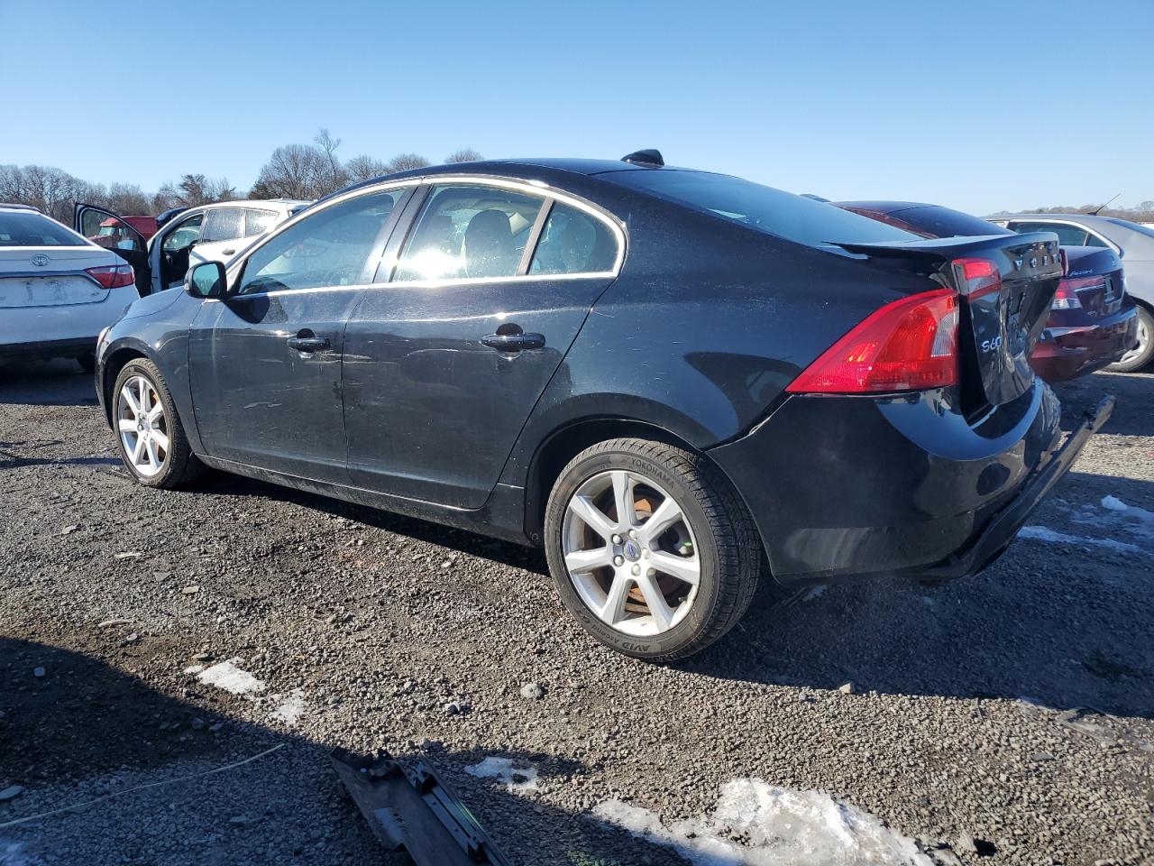 2016 Volvo S60 VIN YV1612TK7G2395626 Copart auction photo, rear end damage thumbnail 2