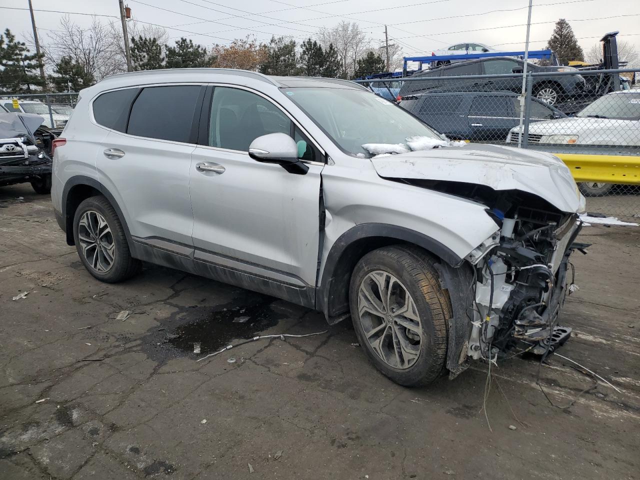 2020 Hyundai Santa Fe VIN 5NMS5CAA6LH152047 Copart auction photo, front end damage thumbnail 4