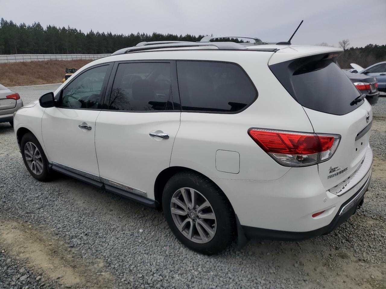 2014 Nissan Pathfinder VIN 5N1AR2MM2EC693416 Copart auction photo, front end damage thumbnail 2