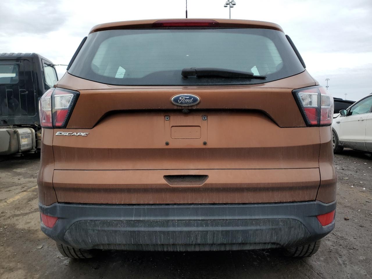 2017 Ford Escape VIN 1FMCU0F74HUD60135 Copart auction photo, front end damage thumbnail 6