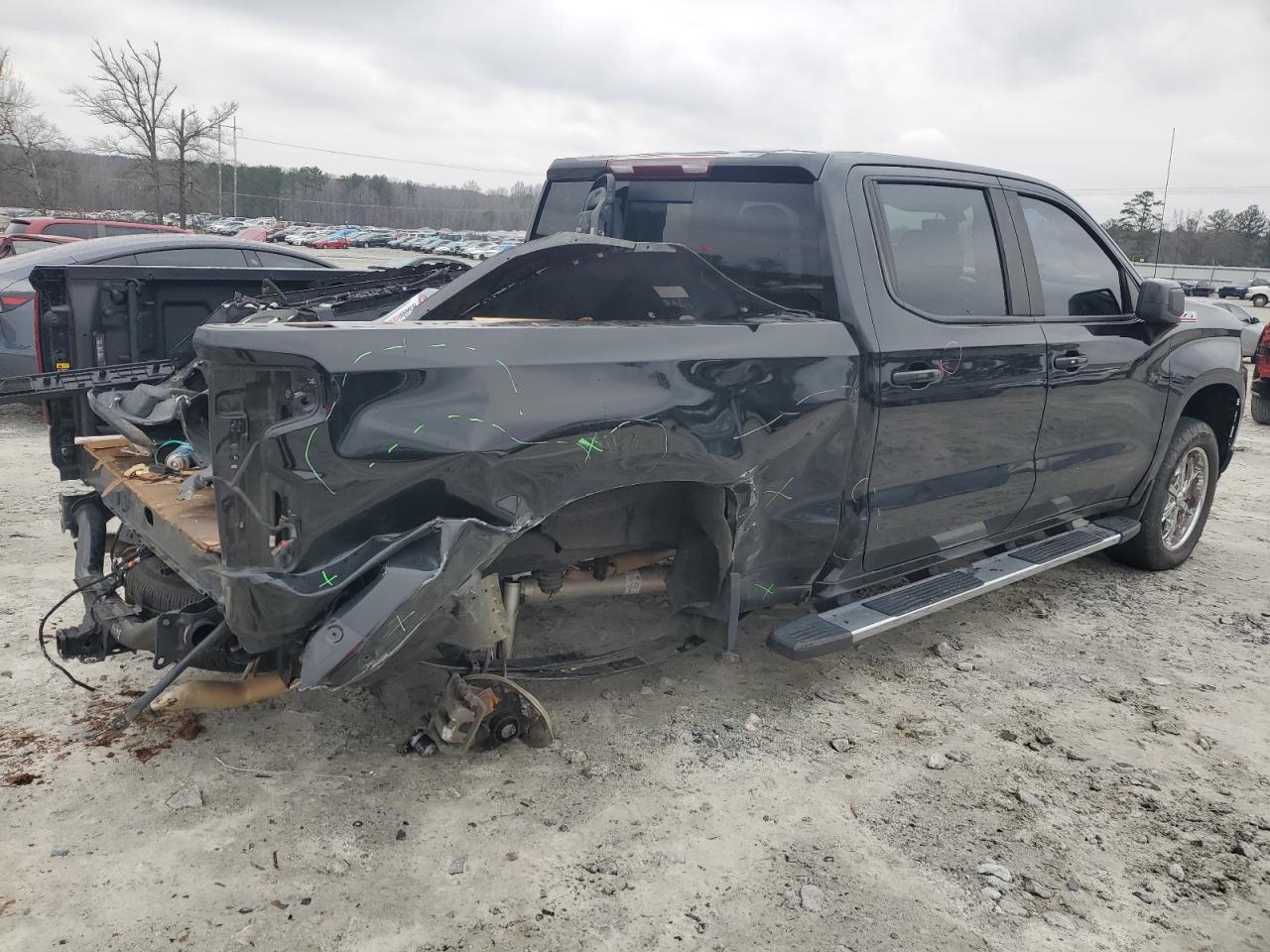 2022 Chevrolet Silverado VIN 1GCUYEED5NZ121953 Copart auction photo, rear end damage thumbnail 3