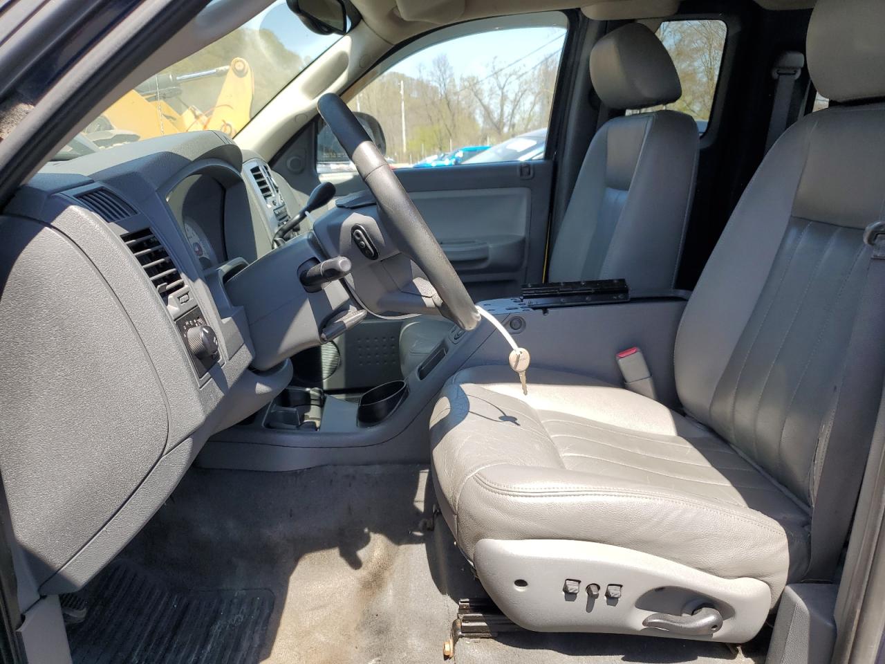2005 Dodge Dakota VIN 1D7HW52N15S166830 Copart auction photo, minor dent/scratches damage thumbnail 7