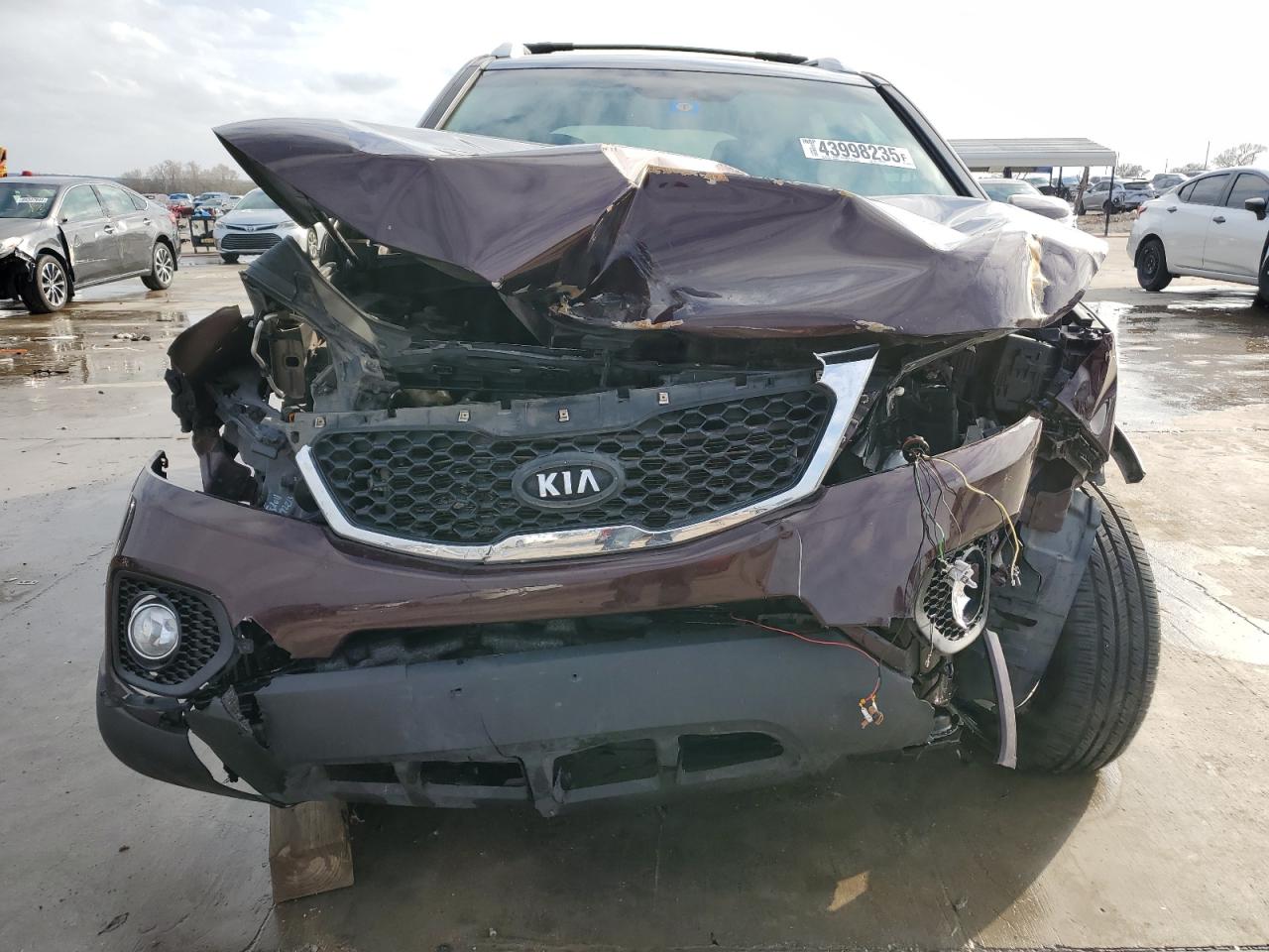 2012 KIA Sorento VIN 5XYKU3A62CG242742 Copart auction photo, front end damage thumbnail 5