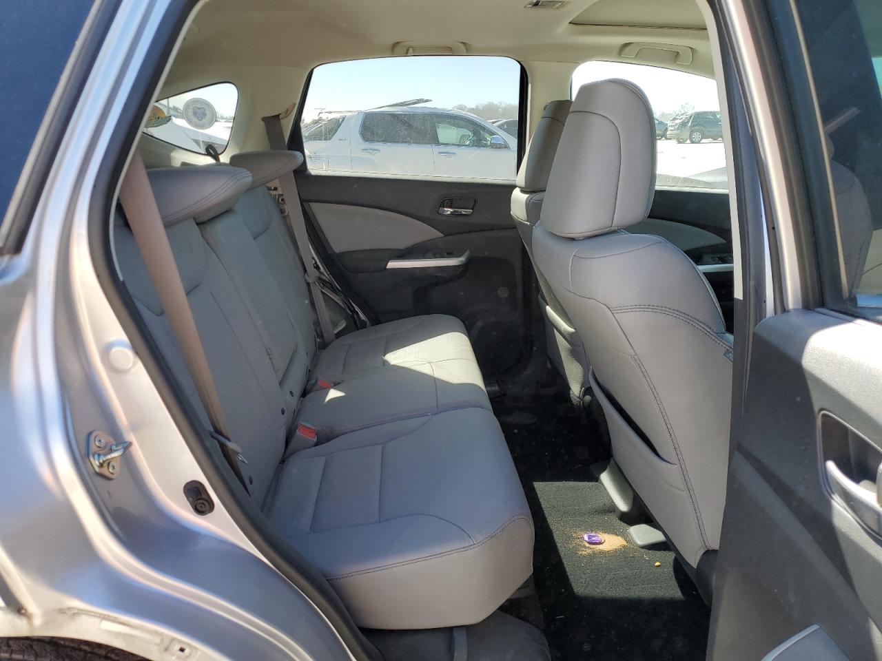 2016 Honda CR-V VIN 2HKRM3H72GH524066 Copart auction photo, rear end / minor dent/scratches damage thumbnail 11