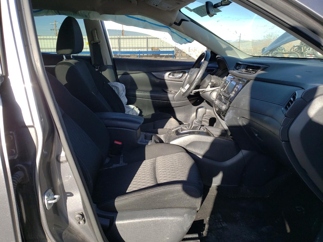 2017 Nissan Rogue VIN KNMAT2MVXHP589834 Copart auction photo, side damage thumbnail 7