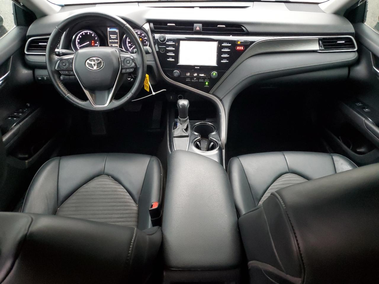 2020 Toyota Camry VIN 4T1G11AKXLU962140 Copart auction photo, rear end / minor dent/scratches damage thumbnail 8