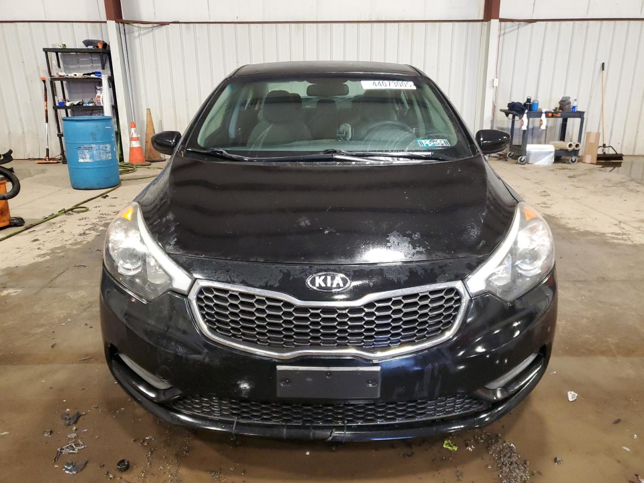 2015 KIA Forte VIN KNAFK4A65F5433840 Copart auction photo, rear end damage thumbnail 5