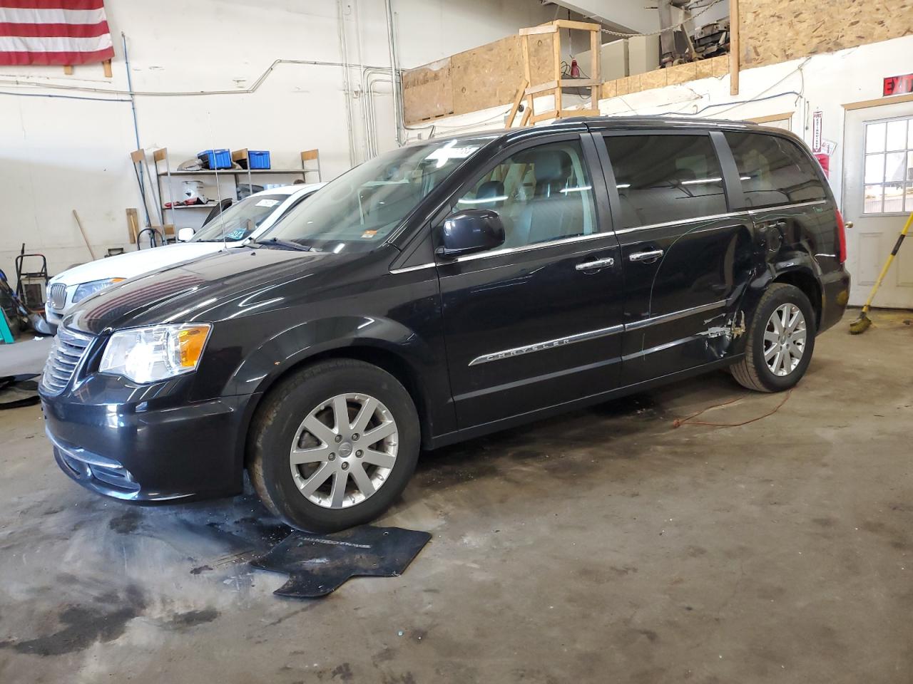 2015 Chrysler Town & Country VIN 2C4RC1BG9FR628541
