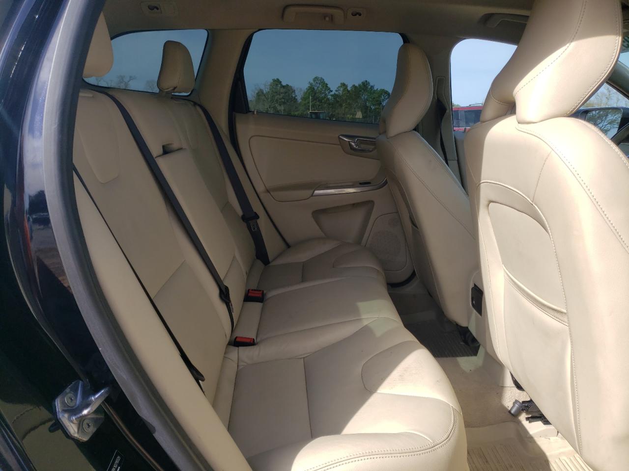 2016 Volvo XC60 VIN YV4902RK1G2795529 Copart auction photo, minor dent/scratches damage thumbnail 11