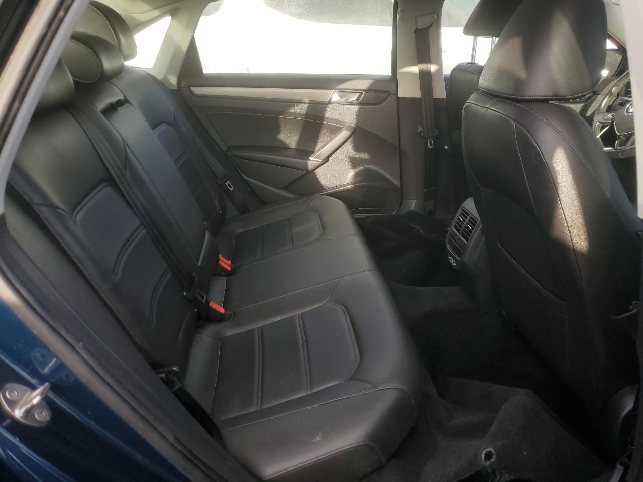 2020 Volkswagen Passat VIN 1VWSA7A33LC018256 Copart auction photo, water/flood damage thumbnail 10
