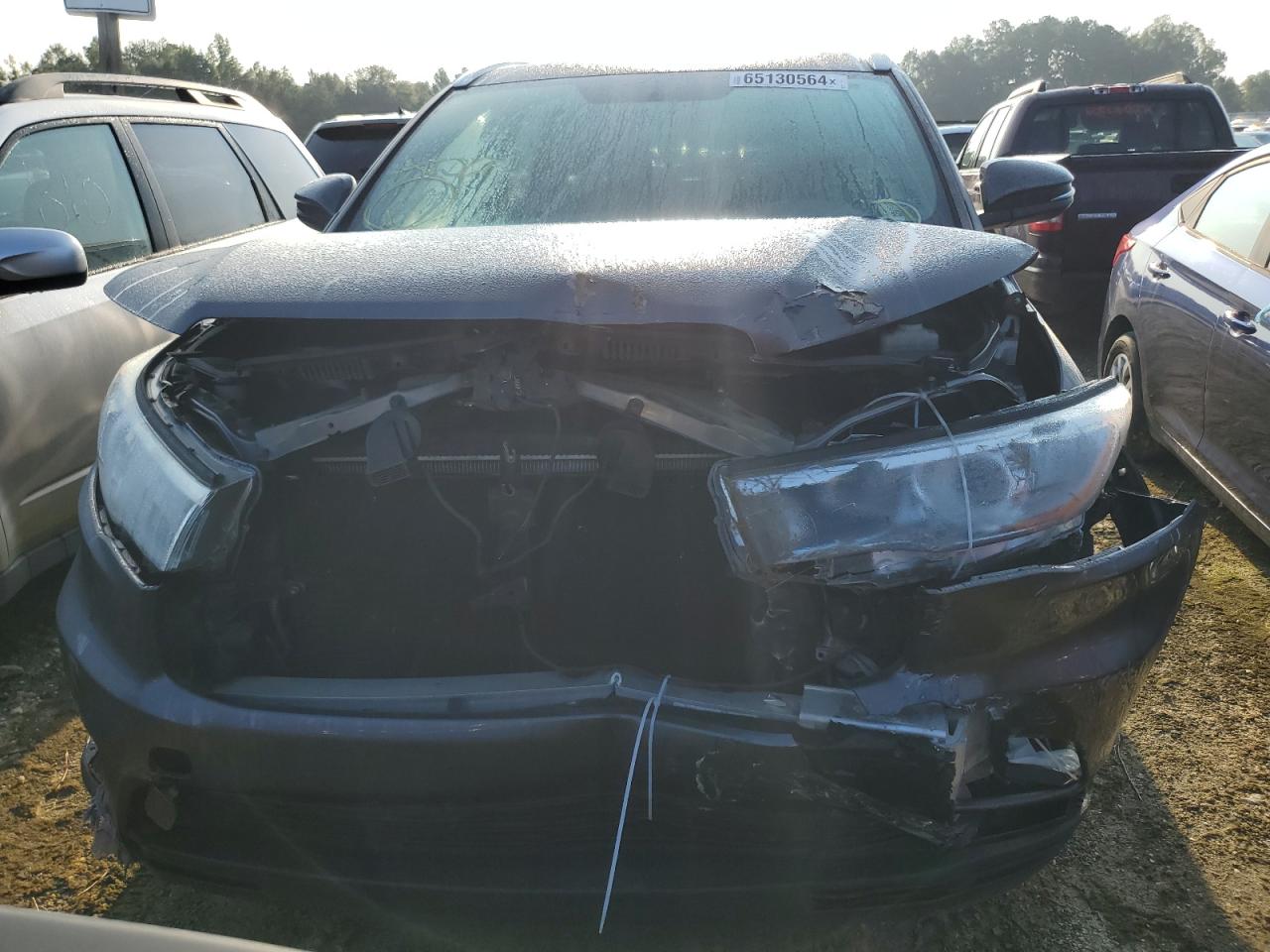 2015 Toyota Highlander VIN 5TDKKRFH2FS066530 Copart auction photo, front end damage thumbnail 5