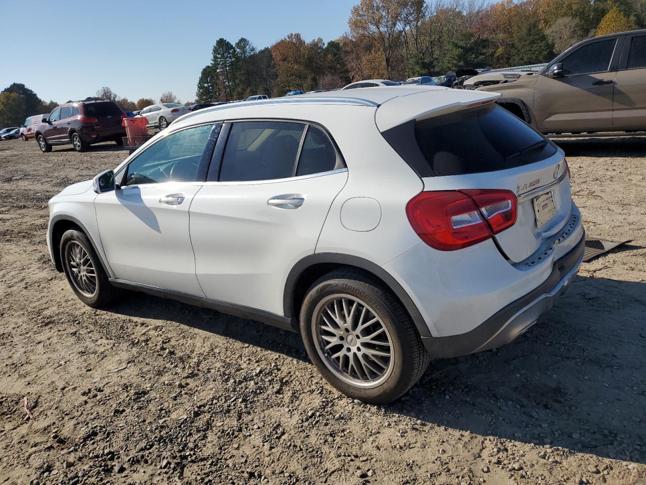 2018 Mercedes-Benz GLA-klasse VIN WDCTG4EB3JJ496847 Copart auction photo, rear end / side damage thumbnail 2